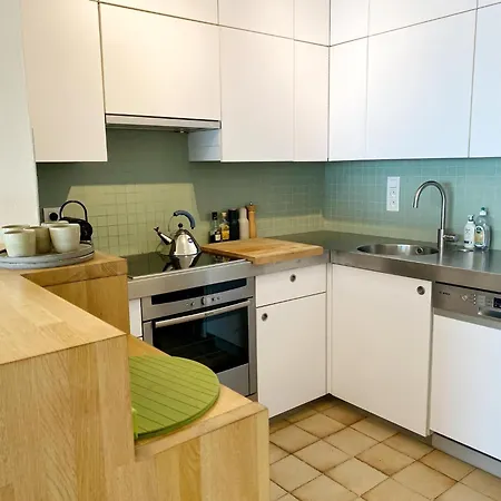 In With Garden 公寓 *