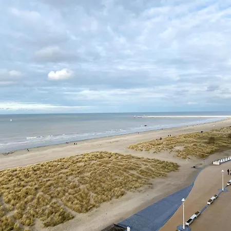 公寓 In With Garden