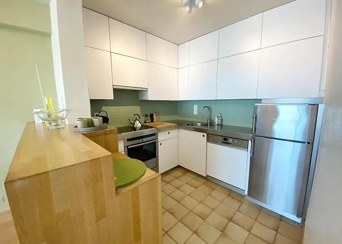 Апартаменты In With Garden