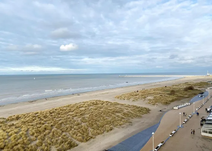 Апартаменты In With Garden